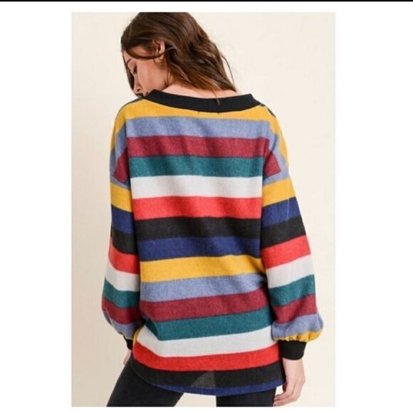 Soft and Warm Color Block Striped Fleece Top - Picture 7 of 10